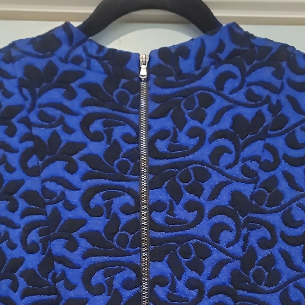Chic Blue Patterned Mini Dress - Picture 7 of 12